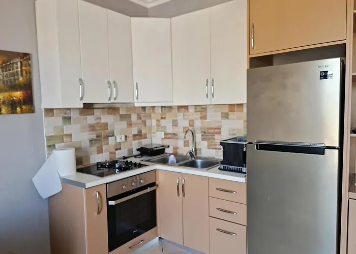 6th Floor Apartments, Appartamento