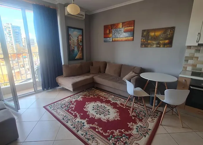 Appartamento 6th Floor Apartments, Tirana